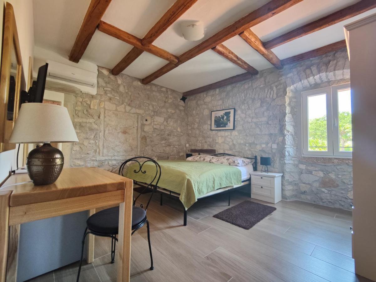 Boutique Hotel Castello Gulich Πόρετς Εξωτερικό φωτογραφία